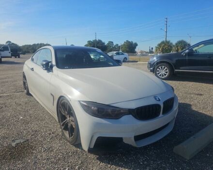 Білий БМВ 4 Серія, об'ємом двигуна 3 л та пробігом 75 тис. км за 4000 $, фото 1 на Automoto.ua