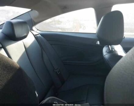 Белый БМВ 4 Серия, объемом двигателя 0 л и пробегом 114 тыс. км за 3200 $, фото 11 на Automoto.ua