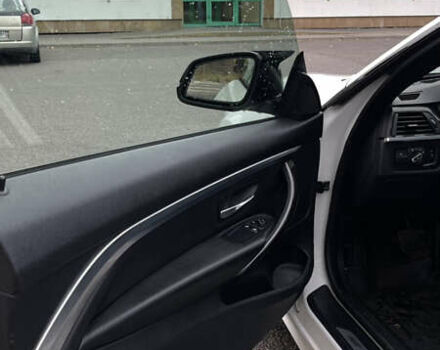 Белый БМВ 4 Серия, объемом двигателя 2 л и пробегом 210 тыс. км за 21900 $, фото 32 на Automoto.ua