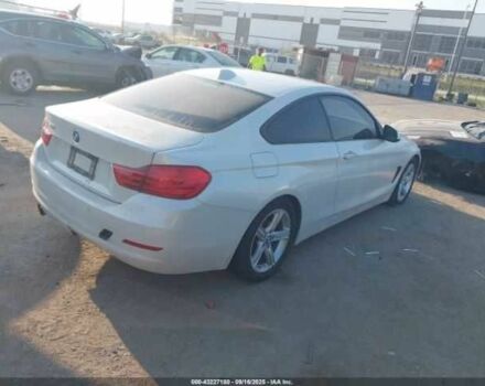 Белый БМВ 4 Серия, объемом двигателя 0 л и пробегом 114 тыс. км за 3200 $, фото 3 на Automoto.ua