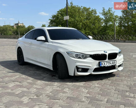 Белый БМВ 4 Серия, объемом двигателя 2 л и пробегом 121 тыс. км за 18600 $, фото 7 на Automoto.ua
