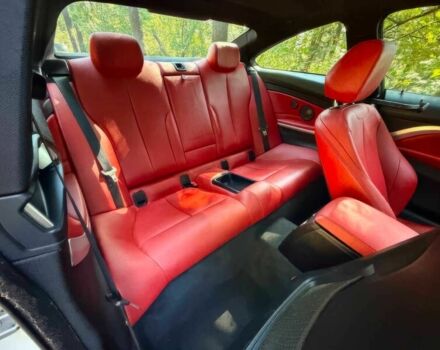 Белый БМВ 4 Серия, объемом двигателя 3 л и пробегом 76 тыс. км за 11000 $, фото 12 на Automoto.ua