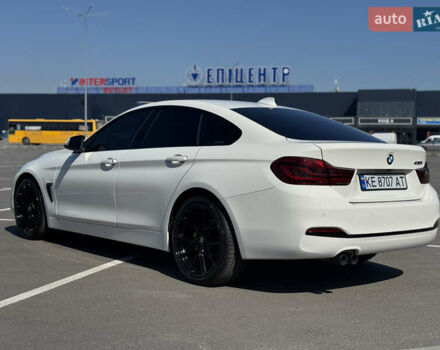 Белый БМВ 4 Серия, объемом двигателя 2 л и пробегом 122 тыс. км за 25700 $, фото 9 на Automoto.ua