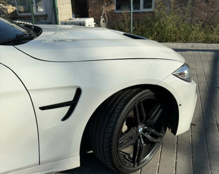 Белый БМВ 4 Серия, объемом двигателя 3 л и пробегом 141 тыс. км за 27400 $, фото 2 на Automoto.ua