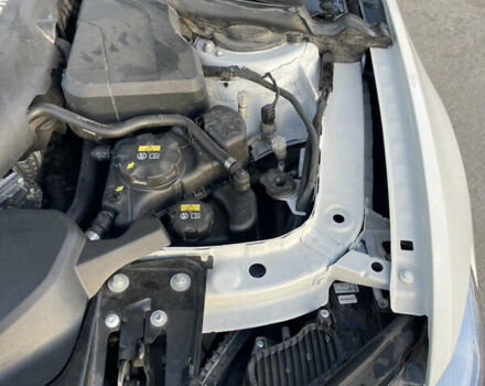 Белый БМВ 4 Серия, объемом двигателя 2 л и пробегом 138 тыс. км за 18300 $, фото 16 на Automoto.ua