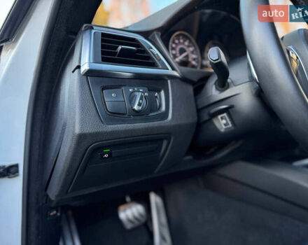 Белый БМВ 4 Серия, объемом двигателя 3 л и пробегом 46 тыс. км за 29500 $, фото 19 на Automoto.ua