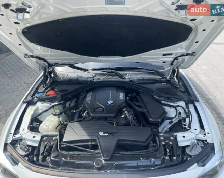 Белый БМВ 4 Серия, объемом двигателя 2 л и пробегом 146 тыс. км за 25300 $, фото 6 на Automoto.ua