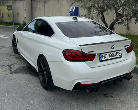 Белый БМВ 4 Серия, объемом двигателя 3 л и пробегом 77 тыс. км за 28600 $, фото 3 на Automoto.ua