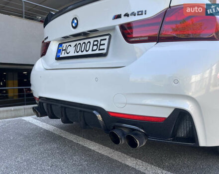 Белый БМВ 4 Серия, объемом двигателя 3 л и пробегом 77 тыс. км за 28600 $, фото 6 на Automoto.ua