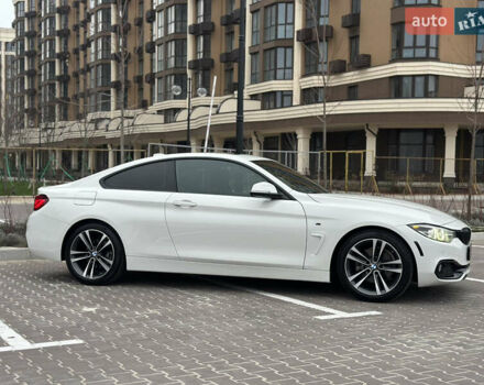 Білий БМВ 4 Серія, об'ємом двигуна 2 л та пробігом 87 тис. км за 21400 $, фото 7 на Automoto.ua