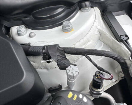 Білий БМВ 4 Серія, об'ємом двигуна 2 л та пробігом 87 тис. км за 21400 $, фото 89 на Automoto.ua