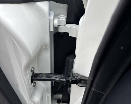 Білий БМВ 4 Серія, об'ємом двигуна 2 л та пробігом 87 тис. км за 21400 $, фото 40 на Automoto.ua