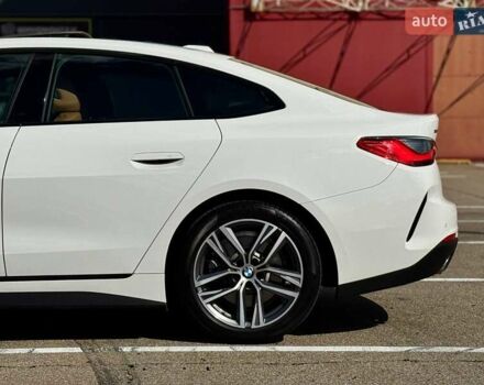 Белый БМВ 4 Серия, объемом двигателя 2 л и пробегом 29 тыс. км за 43990 $, фото 8 на Automoto.ua