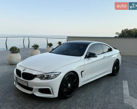Білий БМВ 4 Серія, об'ємом двигуна 2 л та пробігом 120 тис. км за 18000 $, фото 1 на Automoto.ua