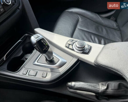 Чорний БМВ 4 Серія, об'ємом двигуна 2 л та пробігом 235 тис. км за 16999 $, фото 31 на Automoto.ua