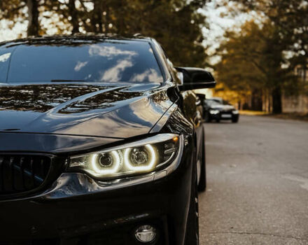 Черный БМВ 4 Серия, объемом двигателя 3 л и пробегом 125 тыс. км за 27300 $, фото 4 на Automoto.ua