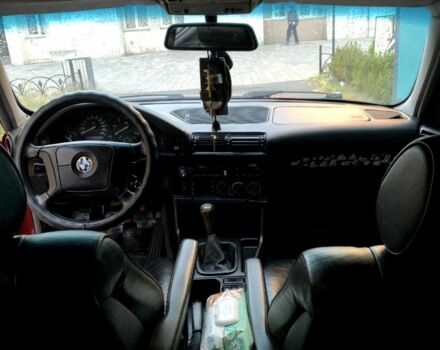 Красный БМВ 4 Серия, объемом двигателя 2.5 л и пробегом 325 тыс. км за 4000 $, фото 6 на Automoto.ua