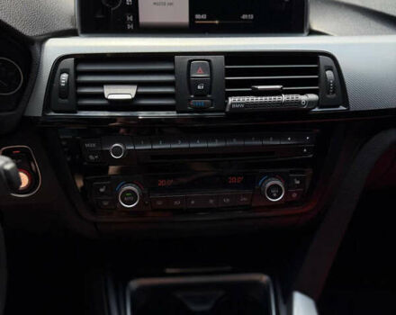 Серый БМВ 4 Серия, объемом двигателя 3 л и пробегом 315 тыс. км за 22500 $, фото 12 на Automoto.ua