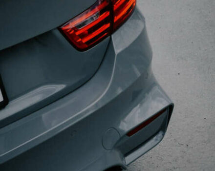 Серый БМВ 4 Серия, объемом двигателя 2.98 л и пробегом 175 тыс. км за 21000 $, фото 7 на Automoto.ua