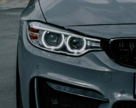 Серый БМВ 4 Серия, объемом двигателя 2.98 л и пробегом 175 тыс. км за 21000 $, фото 2 на Automoto.ua