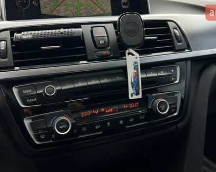 Сірий БМВ 4 Серія, об'ємом двигуна 2 л та пробігом 169 тис. км за 17999 $, фото 18 на Automoto.ua