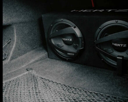 Серый БМВ 4 Серия, объемом двигателя 2.98 л и пробегом 175 тыс. км за 21000 $, фото 8 на Automoto.ua