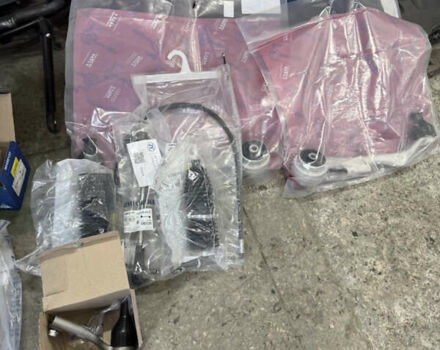 Серый БМВ 4 Серия, объемом двигателя 2 л и пробегом 120 тыс. км за 22500 $, фото 39 на Automoto.ua