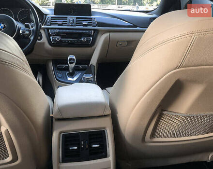 Серый БМВ 4 Серия, объемом двигателя 2 л и пробегом 112 тыс. км за 18500 $, фото 7 на Automoto.ua