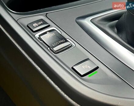 Серый БМВ 4 Серия, объемом двигателя 3 л и пробегом 160 тыс. км за 25000 $, фото 59 на Automoto.ua