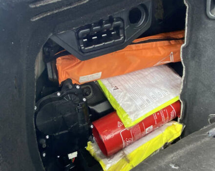 Серый БМВ 4 Серия, объемом двигателя 2 л и пробегом 182 тыс. км за 20500 $, фото 63 на Automoto.ua