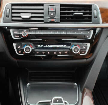 Сірий БМВ 4 Серія, об'ємом двигуна 2 л та пробігом 90 тис. км за 22999 $, фото 86 на Automoto.ua