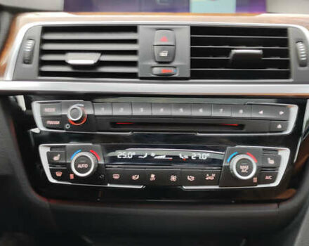 Сірий БМВ 4 Серія, об'ємом двигуна 2 л та пробігом 90 тис. км за 22999 $, фото 100 на Automoto.ua