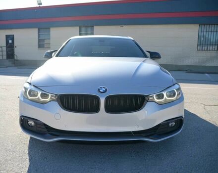 Серый БМВ 4 Серия, объемом двигателя 2 л и пробегом 39 тыс. км за 9900 $, фото 1 на Automoto.ua