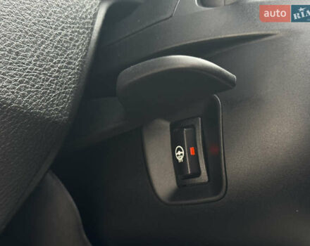 Синий БМВ 4 Серия, объемом двигателя 2 л и пробегом 145 тыс. км за 17999 $, фото 25 на Automoto.ua