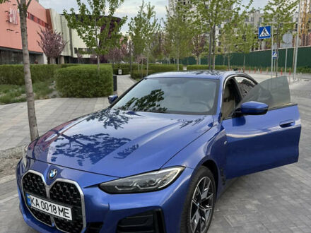 БМВ 4 Серія 2022 у Києві на Automoto.ua Синій БМВ 4 Серія, об'ємом двигуна 2 л та пробігом 40 тис. км за 50000 $, фото 1 на Automoto.ua