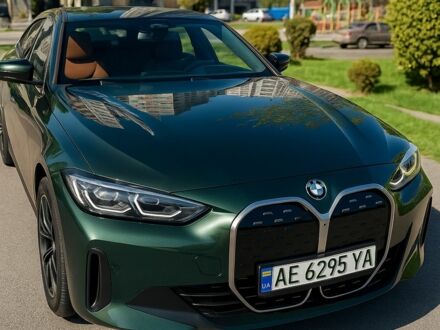 БМВ 4 Серия 2023 в Днепре (Днепропетровске) на Automoto.ua Зеленый БМВ 4 Серия, объемом двигателя 0 л и пробегом 2 тыс. км за 35000 $, фото 1 на Automoto.ua