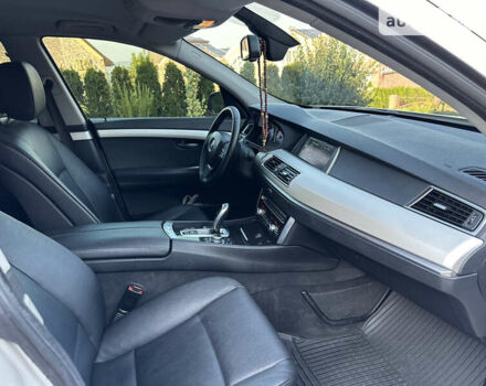 Белый БМВ 5 Серия ГТ, объемом двигателя 3 л и пробегом 254 тыс. км за 19900 $, фото 22 на Automoto.ua