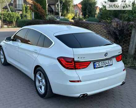 Белый БМВ 5 Серия ГТ, объемом двигателя 3 л и пробегом 254 тыс. км за 19900 $, фото 15 на Automoto.ua