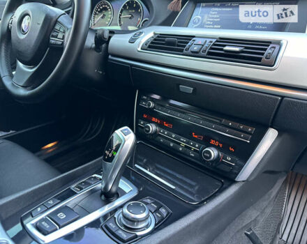 Белый БМВ 5 Серия ГТ, объемом двигателя 3 л и пробегом 254 тыс. км за 19900 $, фото 23 на Automoto.ua