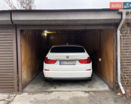 Белый БМВ 5 Серия ГТ, объемом двигателя 2.99 л и пробегом 180 тыс. км за 19500 $, фото 23 на Automoto.ua