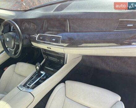 Белый БМВ 5 Серия ГТ, объемом двигателя 2.99 л и пробегом 180 тыс. км за 19500 $, фото 15 на Automoto.ua