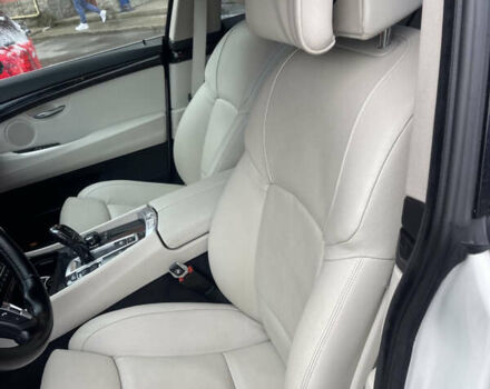 Белый БМВ 5 Серия ГТ, объемом двигателя 2.99 л и пробегом 180 тыс. км за 19500 $, фото 11 на Automoto.ua