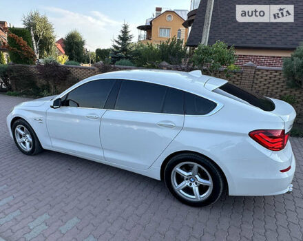 Белый БМВ 5 Серия ГТ, объемом двигателя 3 л и пробегом 254 тыс. км за 19900 $, фото 16 на Automoto.ua