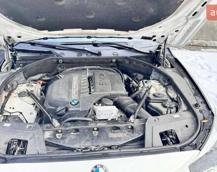 БМВ 5 Серия ГТ 2011 в Киеве на Automoto.ua Белый БМВ 5 Серия ГТ, объемом двигателя 3 л и пробегом 160 тыс. км за 14000 $, фото 11 на Automoto.ua