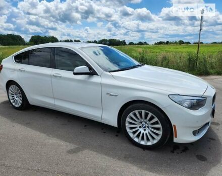 Белый БМВ 5 Серия ГТ, объемом двигателя 3 л и пробегом 148 тыс. км за 16499 $, фото 3 на Automoto.ua