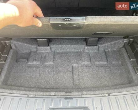 Білий БМВ 5 Серія ГТ, об'ємом двигуна 2.98 л та пробігом 150 тис. км за 15000 $, фото 33 на Automoto.ua