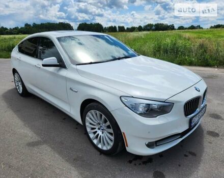 Белый БМВ 5 Серия ГТ, объемом двигателя 3 л и пробегом 148 тыс. км за 16499 $, фото 1 на Automoto.ua