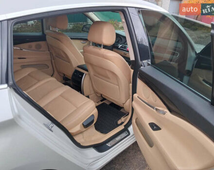 Белый БМВ 5 Серия ГТ, объемом двигателя 2.98 л и пробегом 151 тыс. км за 17500 $, фото 7 на Automoto.ua