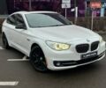 Белый БМВ 5 Серия ГТ, объемом двигателя 3 л и пробегом 156 тыс. км за 15990 $, фото 1 на Automoto.ua