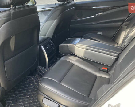 БМВ 5 Серия ГТ 2014 в Ровно на Automoto.ua Белый БМВ 5 Серия ГТ, объемом двигателя 3 л и пробегом 160 тыс. км за 24900 $, фото 17 на Automoto.ua